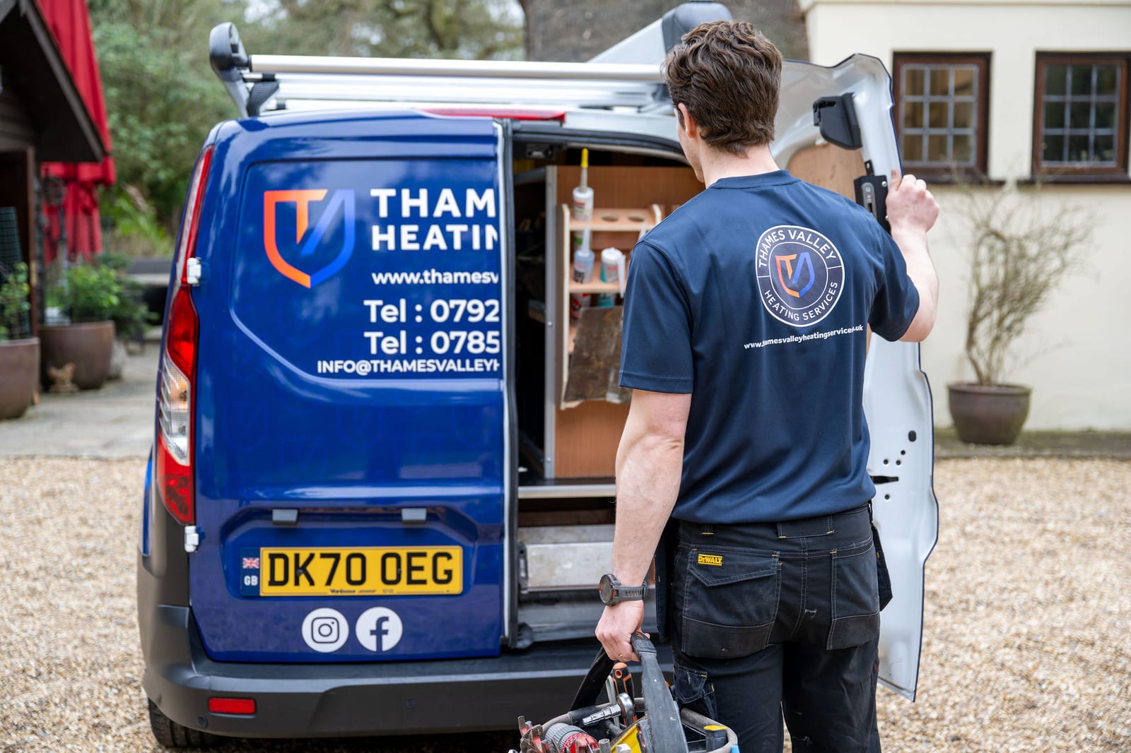 Heating engineer carrying out work to manufacturer standards in Reading and Berkshire